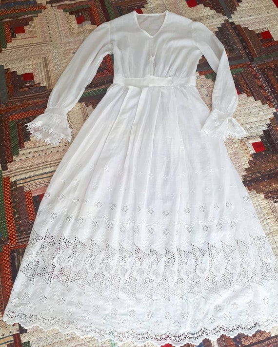 Antique Edwardian 1910's White Lace Afternoon Tea