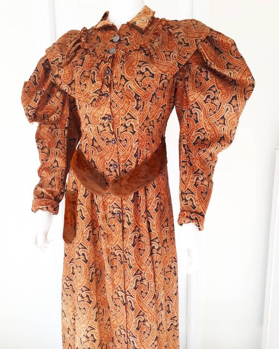 Antique Victorian 1890's Paisley Wrapper Dress Mut