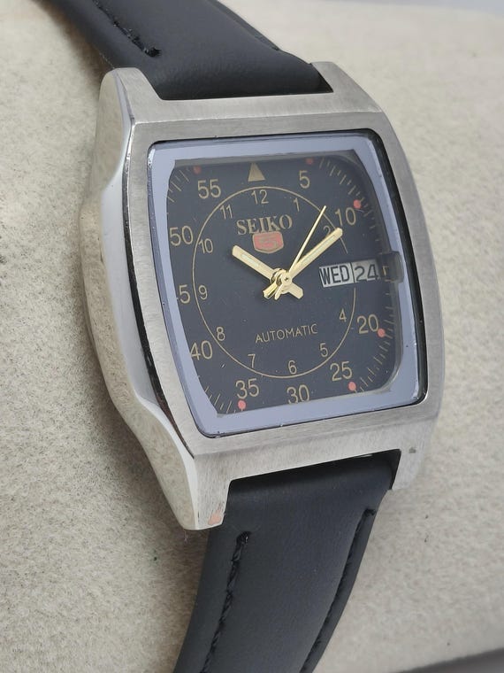 ヴィンテージ セイコー5 自動巻き腕時計：ブラック文字盤、デイ/デイト