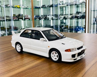 1/18 Resin Mitsubishi Lancer Evo III 1995 White Model Car | Otto Collectible Display