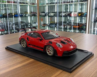 1/18 Diecast Porsche 911 (992) GT3 RS 2024 in Guard Red | Solido | Porsche Collectible | Custom License Plate | Gift for Car Lovers