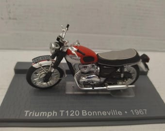 Triumph T120 1:24 IXO Diecast Motorcycle With Personalized License Plates | Gift for Bike Lovers