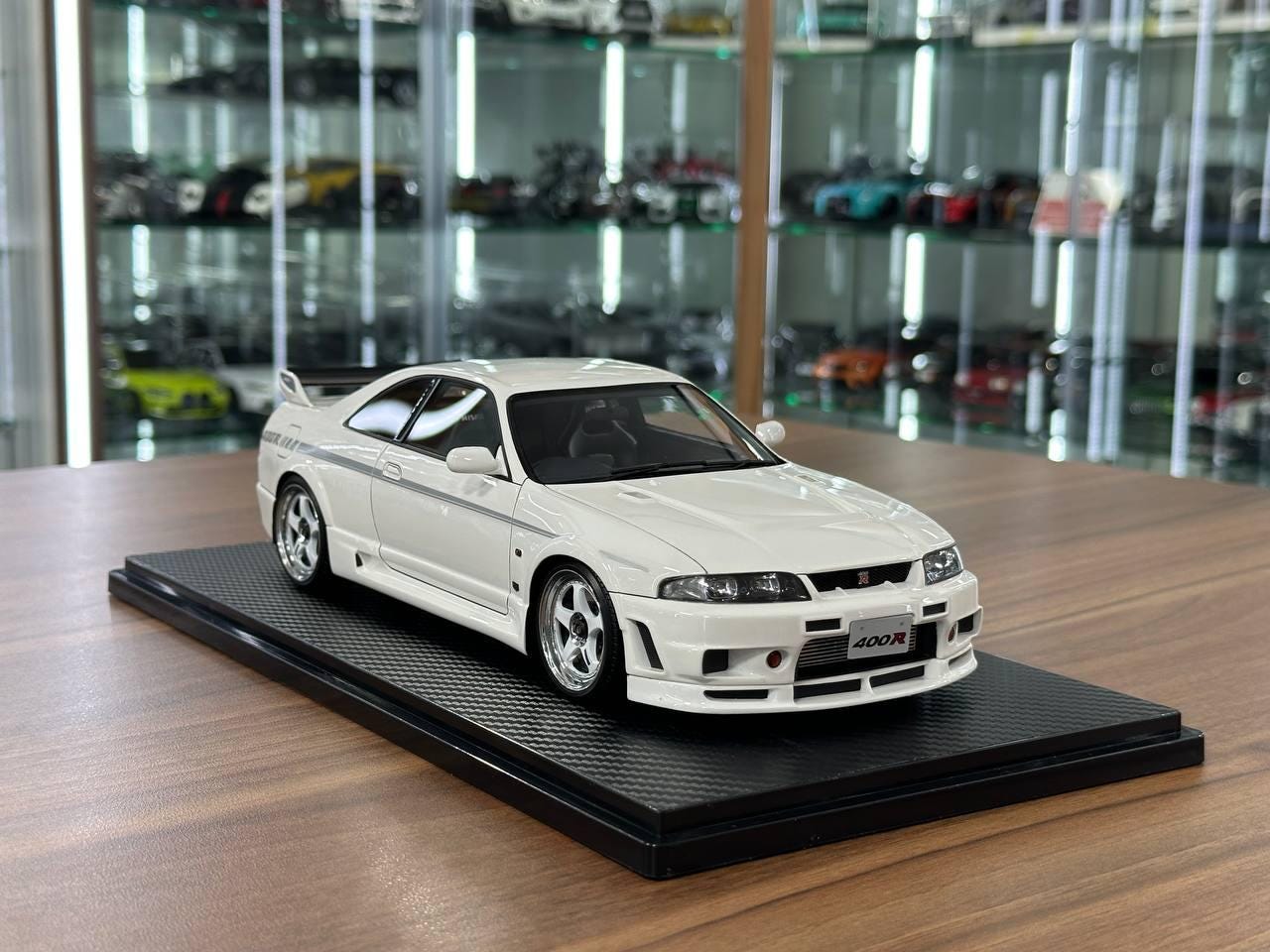 Ignition Model 1/18 Nissan Skyline GT-R R33 Nismo 400R White Resin