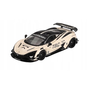 Op de afbeelding: Een crème-kleurige McLaren modelauto met zwarte accenten, waaronder de wielen, het dak en de spoiler. De auto heeft de tekst "INOZETEK" en "T.B.C." op de carrosserie en "LIBERTY WALK" aan de voorkant.