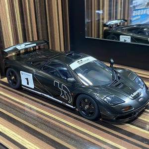 マクラーレン F1 1/18 ブラック　希少　レア　AUTO art Autoart Mclaren F1 Stealth Model 1:18 Diecast Replica | Black