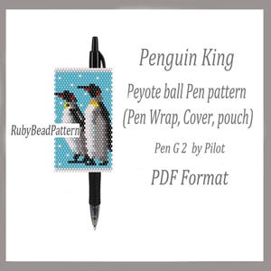 Puede incluir: Un bolígrafo negro con una funda de cuentas que representa dos pingüinos. La funda es de color azul claro con detalles blancos, y el texto "Penguin King" y "Peyote ball Pen pattern" son visibles. El bolígrafo es un Pen G2 de Pilot, formato PDF.