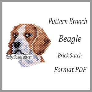 Op de afbeelding: Een gepixeld patroon van een Beagle-hondenhoofd, in bruin, wit en zwart. Tekst luidt "Pattern Brooch, Beagle, Brick Stitch, Format PDF" aan de rechterkant, met "RubyBeadPattern" linksonder.