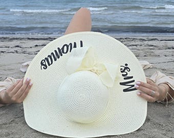 Mrs Bride Hat, Custom Floppy hat, Bridal gift, Honeymoon Gifts, Wedding White Sunhat