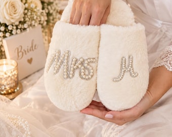 Personalized Pearl Letter Slippers, Custom Bride Wedding Shoes, Fluffy Mrs Slippers (Gift)