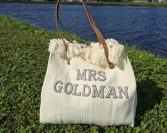 Custom Bride Tote Bag: Bridal Shower Gift, Custom Mrs Pearl Letter