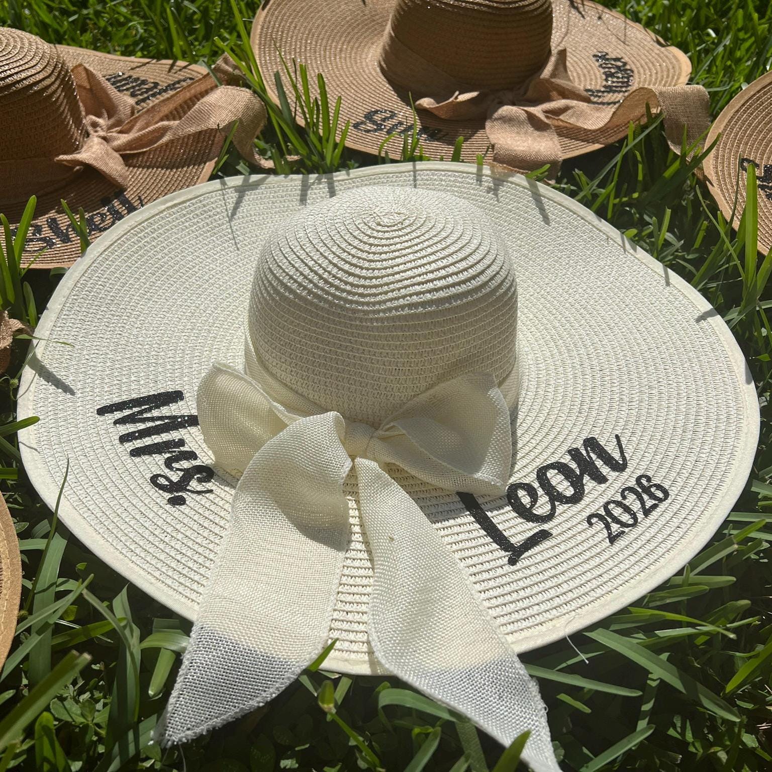 Mrs Floppy Hat, Bride Straw Sun Hat, Honeymoon Sunhat - Etsy