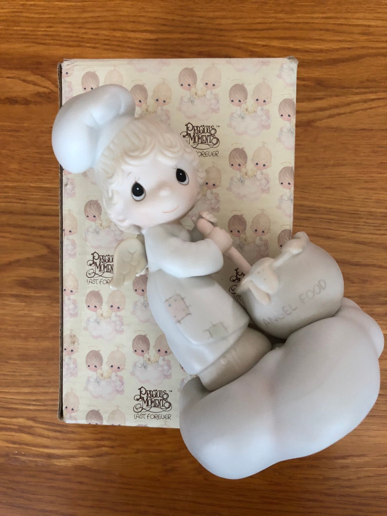 Vintage Enesco Precious Moments #E9274 \u2018Taste And See That The Lord Is Good\u2019 1982 Figurine Collectible