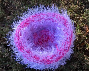 Hand Knit Fun Fur Fuzzy Nest Pink and White Birthday Christmas Bird Egg Owl Magic Mixies