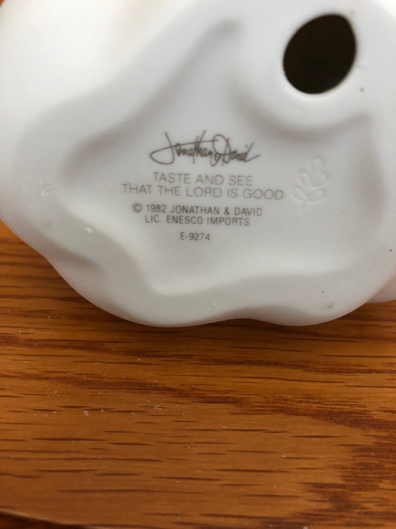 Vintage Enesco Precious Moments #E9274 \u2018Taste And See That The Lord Is Good\u2019 1982 Figurine Collectible