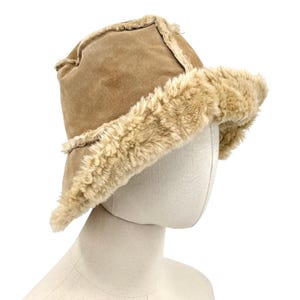 Vintage Y2K Wilsons Leather Maxima Beige Genuine Suede Faux Fur Bucket Hat Vintage Wilsons Leather Maxima 100% Genuine | Mercari main image 3
