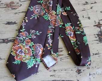 Armando Collection Necktie, Vintage Tie, Colorful Design, Retro Fashion, Brown with Floral Designs