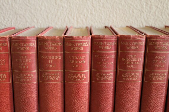 Get Mark Twain Books In Order PNG