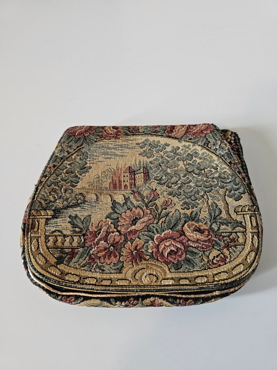 Jolles Original Tapestry Clutch, Fulco Prov RI But