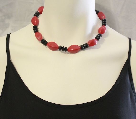Vintage Costume Jewelry Red Black and White - image 2