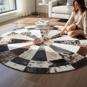 Handmade Round Cowhide Patchwork Rug – Tricolor Hair-On Hide Leather Carpet