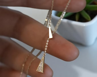 Vergoldeter Sterling Silber Anhänger: Minimalistischer Schmuck
