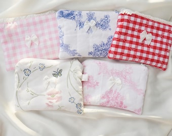 Handmade Quilted Coin Pouch | Cottagecore Fabric Zipper Wallet