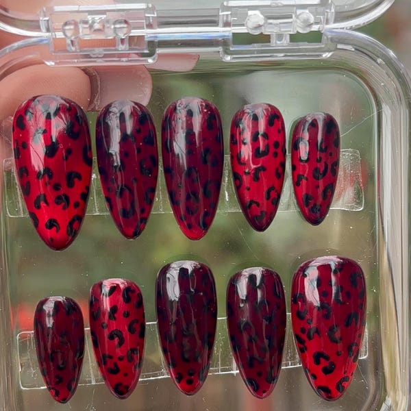 Red Leopard Cat-Eye Press On Nails | Glam Animal Print, Reusable