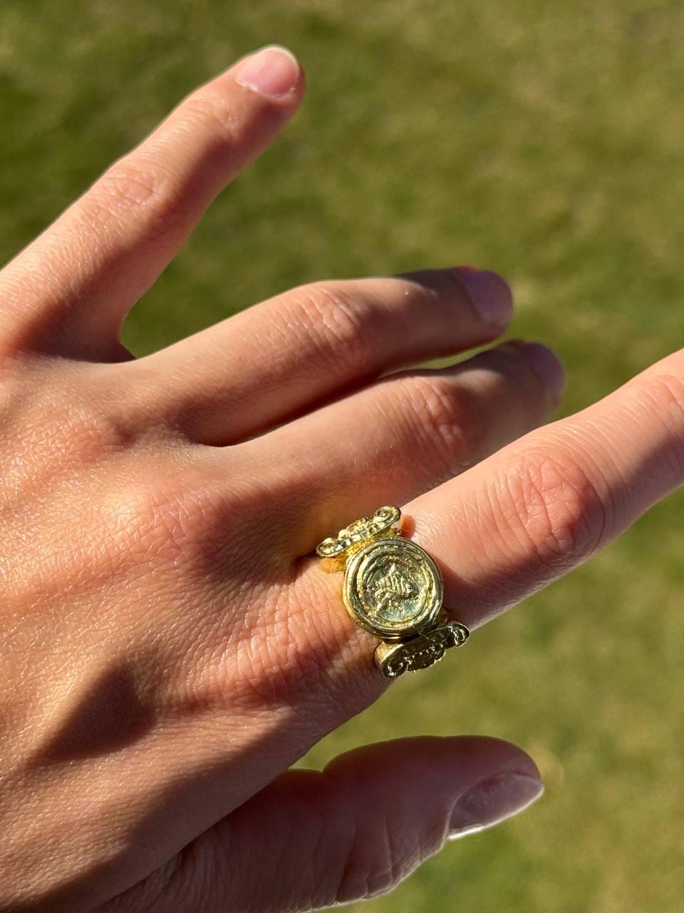 Replica roman rings France