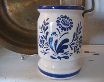 Vintage blue white vase UOGC Taiwan floral vase floral container