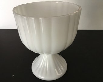 Vintage milk glass pedestal dish ribbed design
