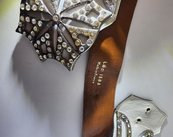 Vintage Judith Leiber Adjustable White Leather Belt With  display picture 3