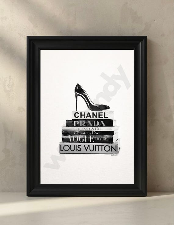 CHANEL VUITTON GUCCIアートパネルアートボード Luxury Fashion Book Stack Wall Art | Designer High Heel Print