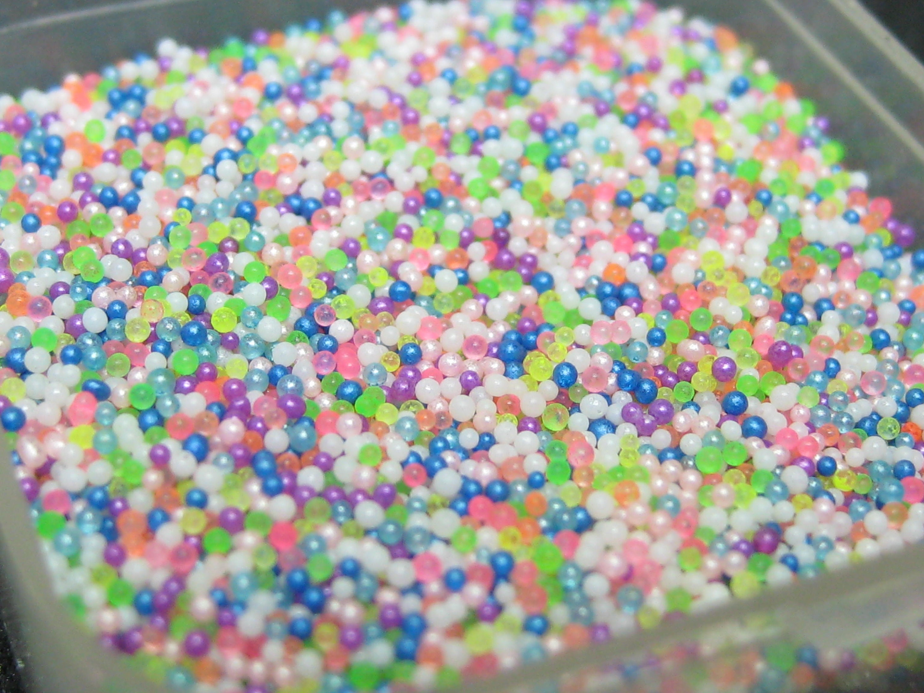 Romantic Snowflake Sprinkles with Pearls and Rhinestones | Faux Sweet  Decoration | Fake Toppings | Sweets Deco (Mix / 10 grams)