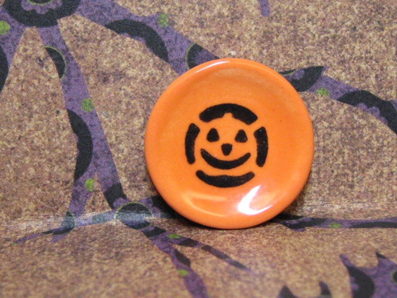 Pumpkin dollhouse miniature plate 20mm Halloween accent dish orange & black ceramic 1:12 scale or half scale image 2