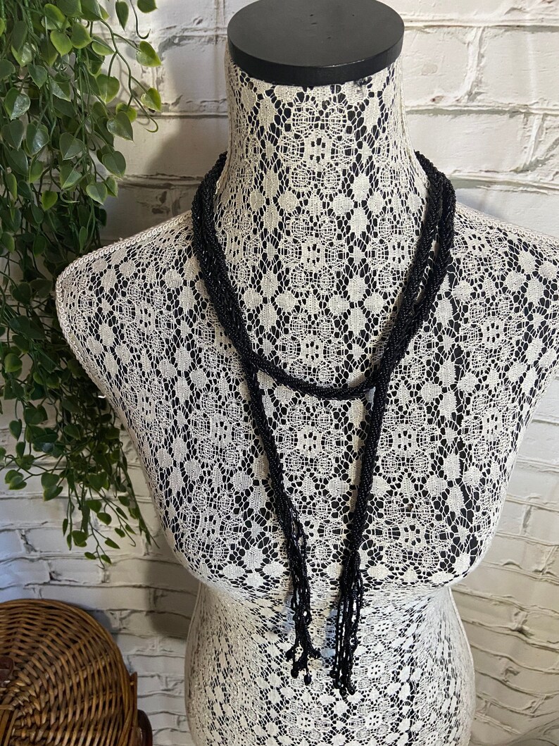 Art Deco Flapper Lariat Necklace