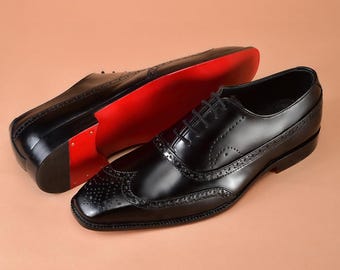 Sapatos Oxford Clássicos Wingtip Full Brogue em Couro Preto Feitos à Mão para Homens