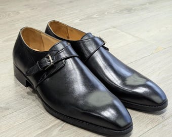 Handgemaakte Italiaanse kalfsleerschoenen met enkele monniksband
