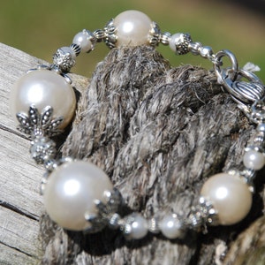 Western Rodeo Cowgirl Handmade Artisan Chunky Pearl Bracelet