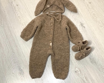 Conjunto de coelhinhos bebês feito à mão