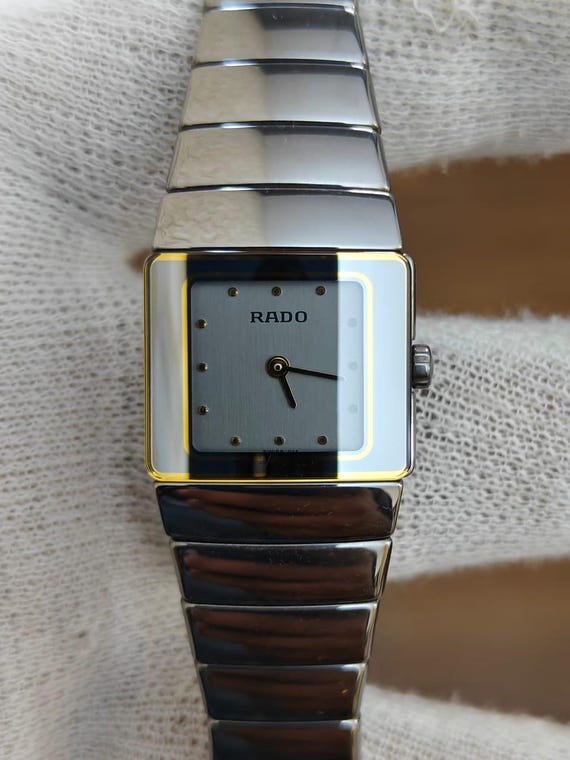 Near MINT Rado Diastar 153.0334.3 21mm Silver Quartz Women's Watch