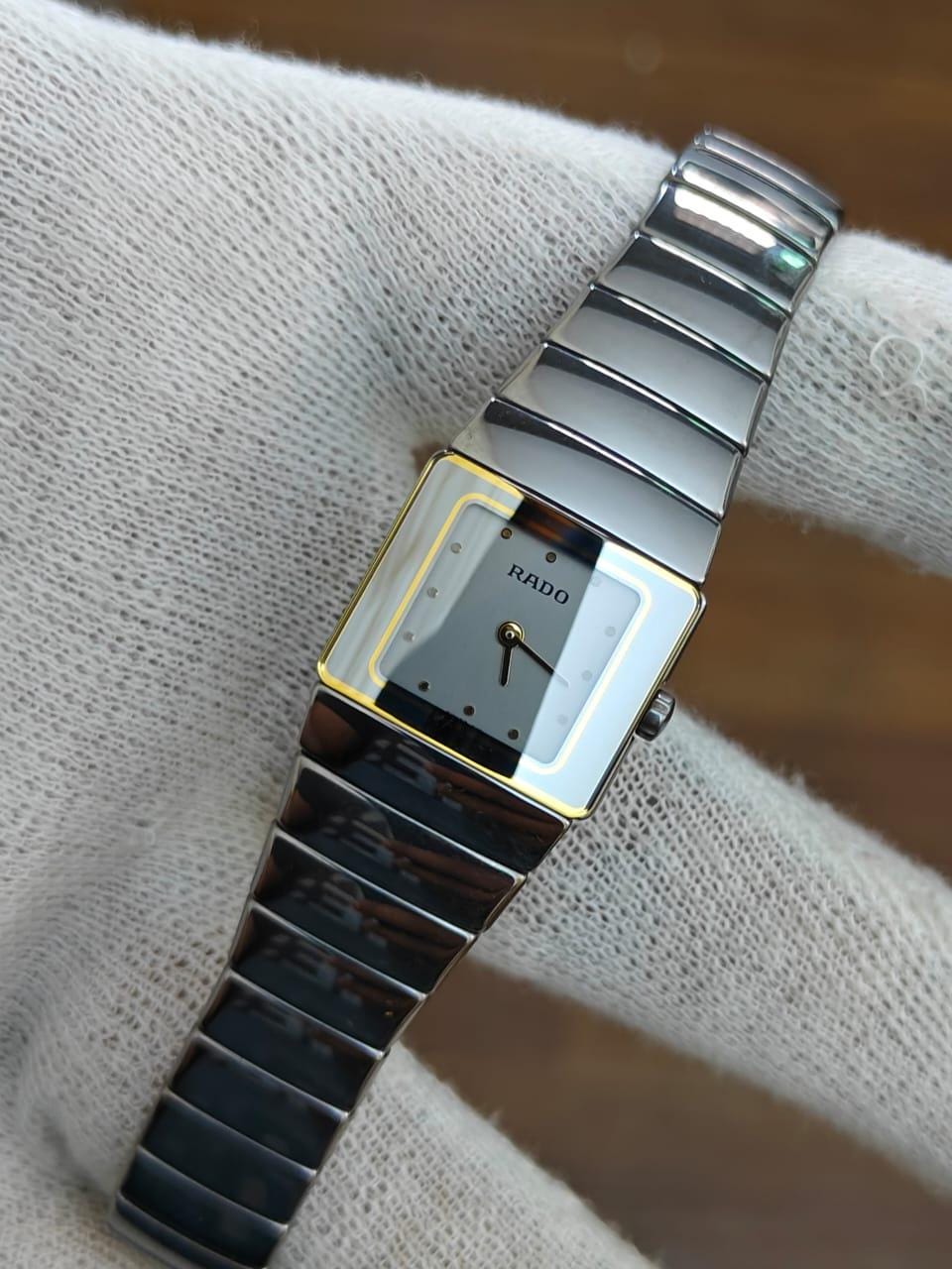 Near MINT Rado Diastar 153.0334.3 21mm Silver Quartz Women's Watch