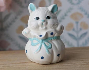 Vintage Ceramic Cat in Sack Figurine – CWI 1991, Cottagecore Decor
