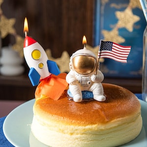 Ensemble de bougies pour gâteau d'anniversaire spatial, décoration de gâteau astronaute et fusée, bougies amusantes, joli cadeau de fantaisie sur le thème de l'espace, cadeaux déco, cadeaux pour enfants