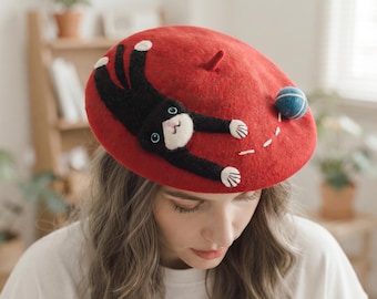 Rode wollen baret, 3D vilten smokingkat, blauwe wollen bolmuts, schattig, speels Frans handgemaakt cadeau voor haar, Parijse stijl herfst/winter fotoprop