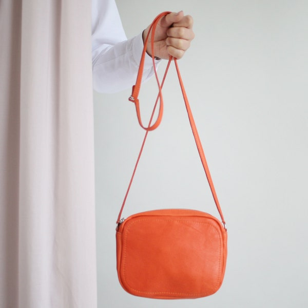 Crossbody Zip Bag Tangerine Leather (last one), Small Leather Purse, Shoulder Bag, Small Cross Body Bag, Crossbody Purse