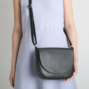 Crossbody Saddle Bag Black Leather, minimalistic shoulder bag Black