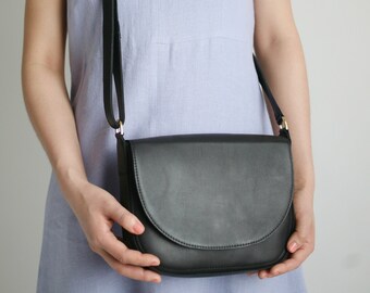 Crossbody Saddle Bag Black Leather, minimalistic shoulder bag