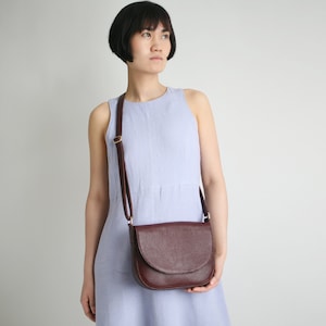 Saddle Bag Bordeaux Leather, crossbody bag, minimalistic shoulder bag, medium cross body bag