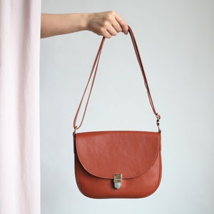 Saddle Bag Copper Brown, crossbody buckle bag, minimalistic leather shoulder bag, cross body bag