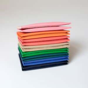Mini billetera de cuero plegable disponible en 9 colores, tarjetero, estuche para tarjetas